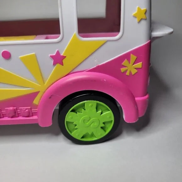 Shopkins Scoops Ice Cream Truck Pink White Green - Picture 11 of 12